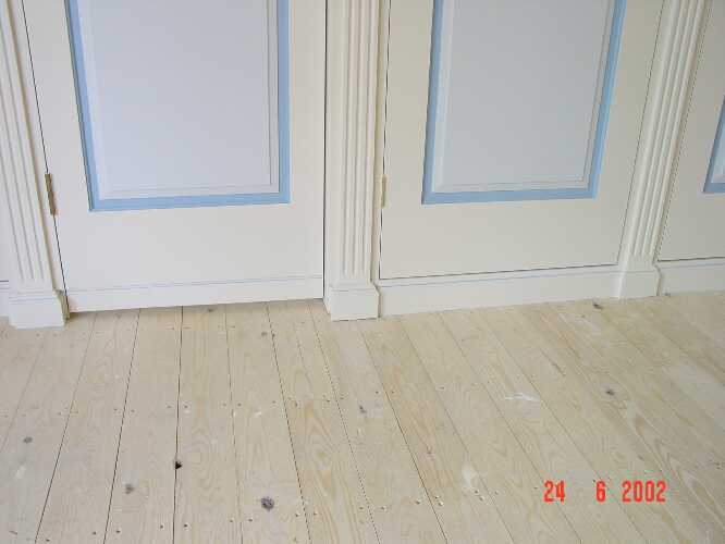 DivinWardDrClseDtail500